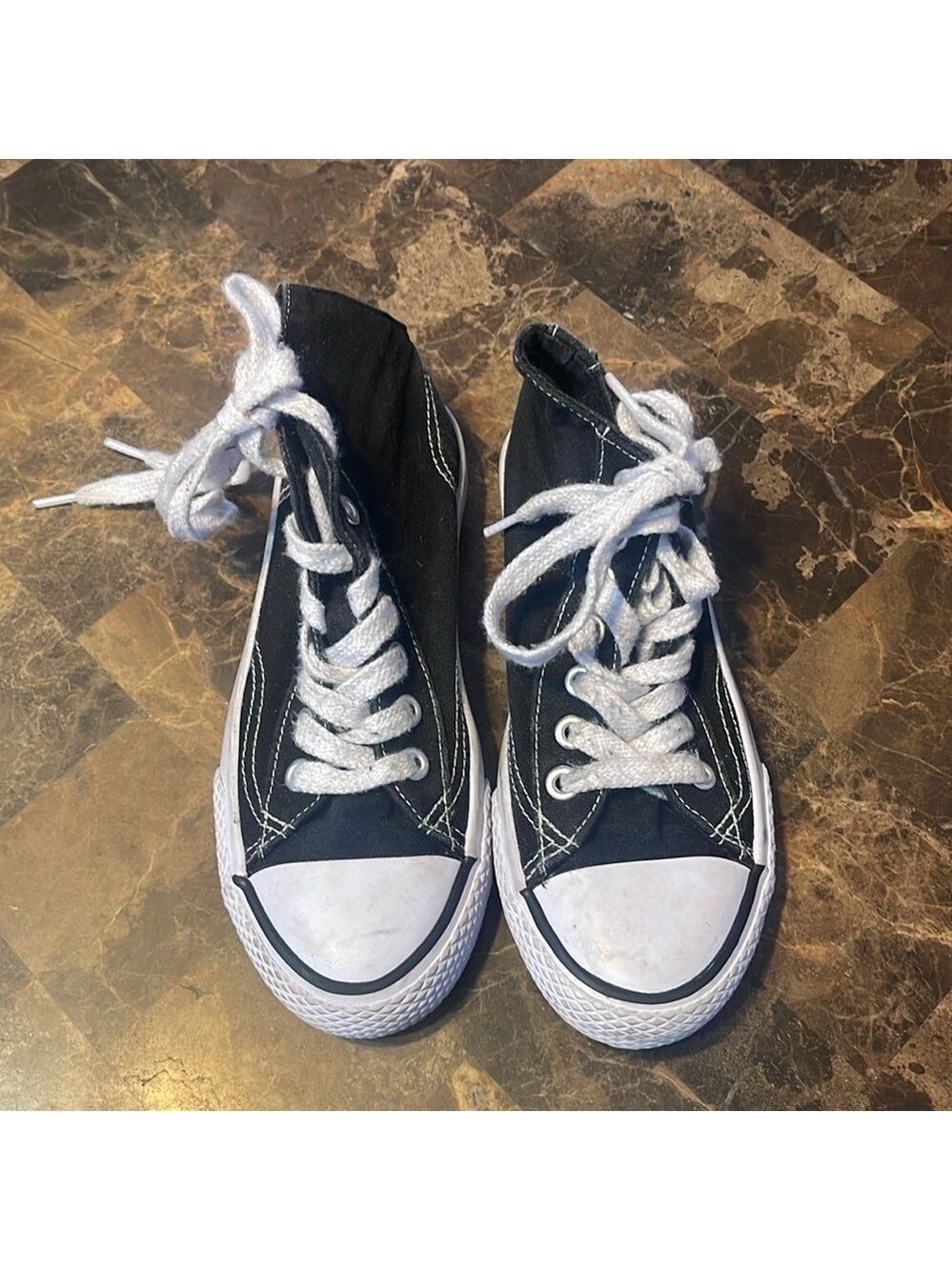 Kids Airwalk High Top Runners❤️❤️